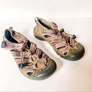 KEEN Newport H2 Sandal Waterproof Brown SZ 2